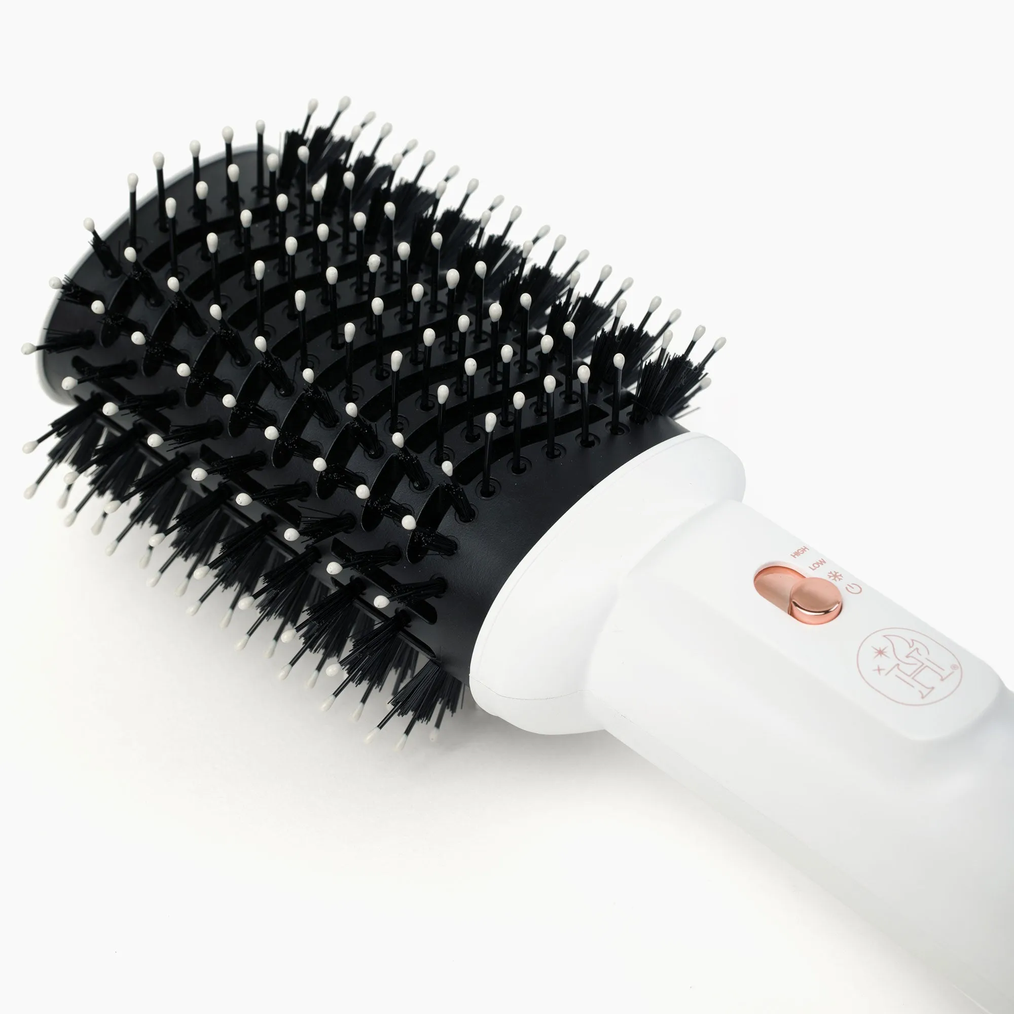 4inONE Blowout Brush Hair Dryer