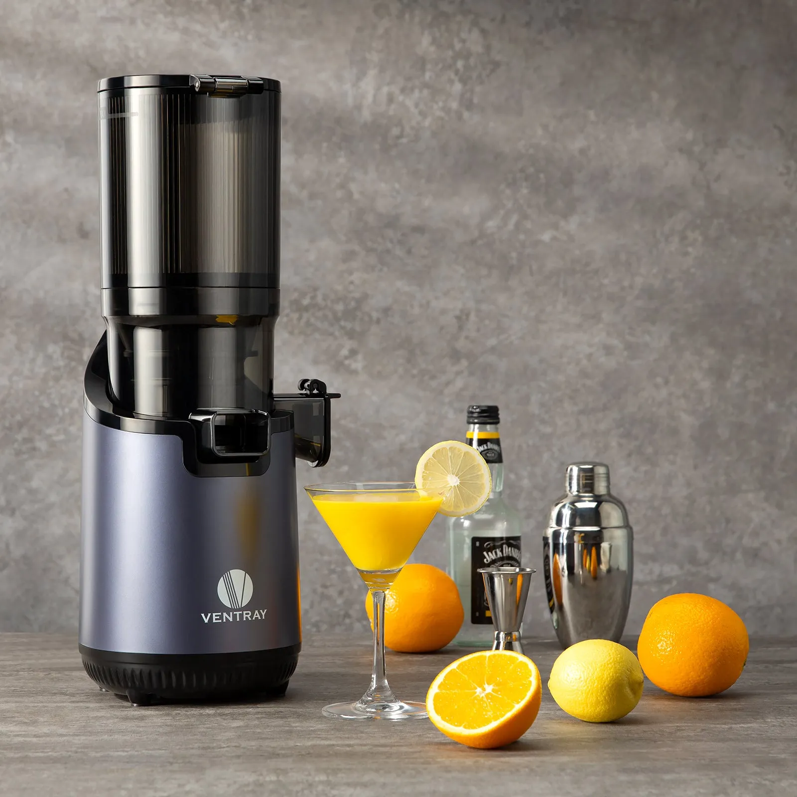 900 Slow Masticating Juicer