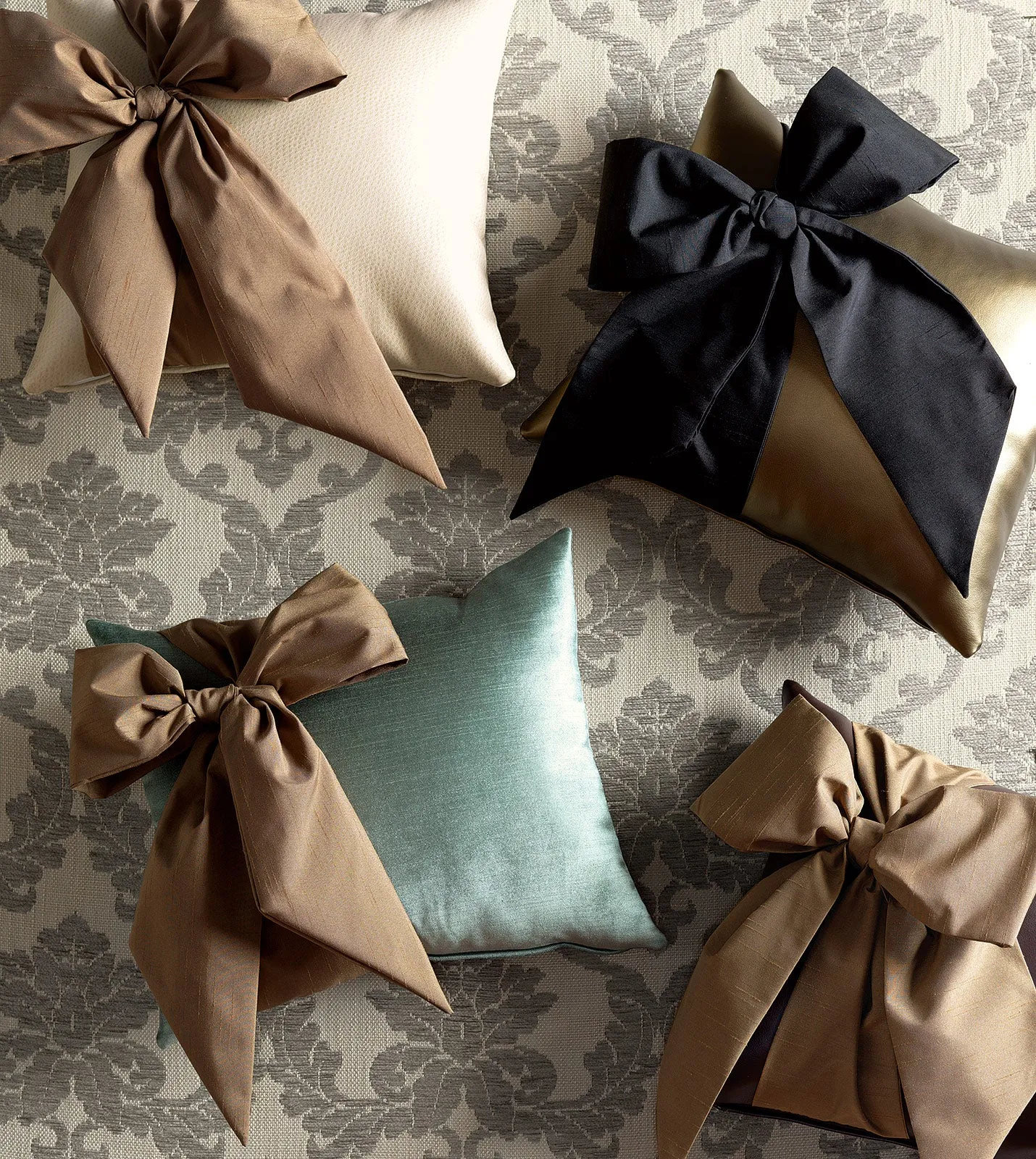 Belle Bow Lumbar Pillow Cover 15x18 in Bronze