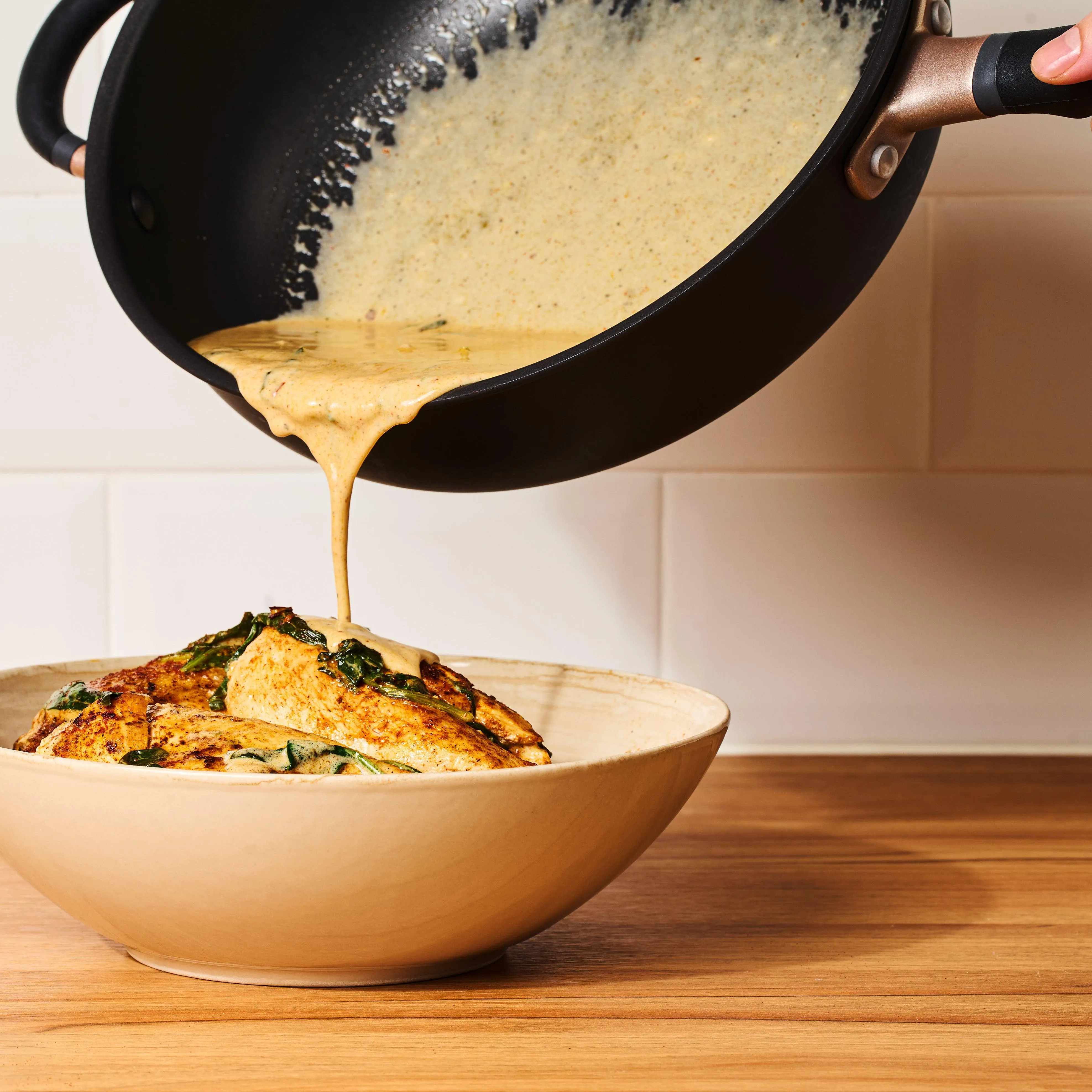 The Nonstick Chef's Pan